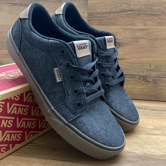 VANS BISHOP BRAND NEW - Picture 7 of 7